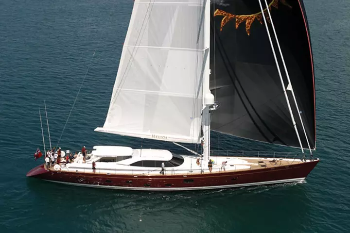 Yacht helios fitzroy idea particolare