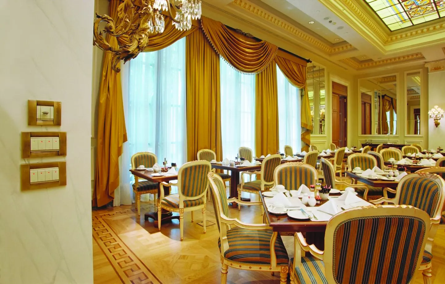 Hotel grande bretagne atene idea sala colazione
