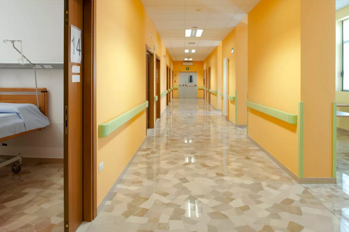 Sanita istituto salvi centro anziani vicenza plana corridoio