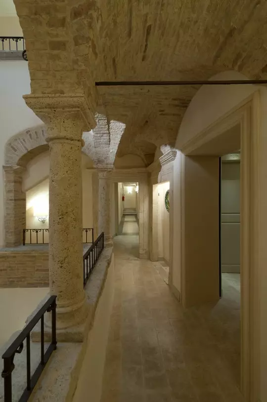 Edifici storici palazzo dei mercanti ascoli piceno plana veduta interna
