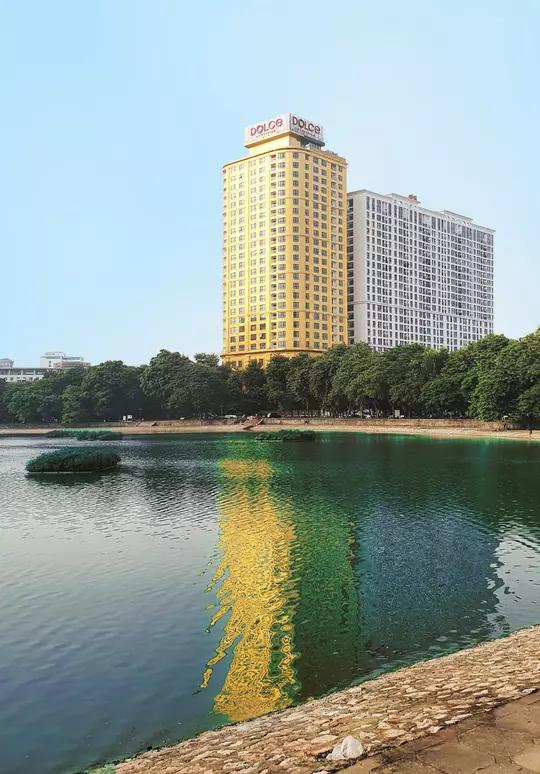 Vimar Eikon Oro | Dolce Golden Lake Hotel Hanoi Vietnam esterni