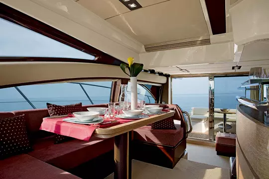 Yacht azimut plana sala pranzo