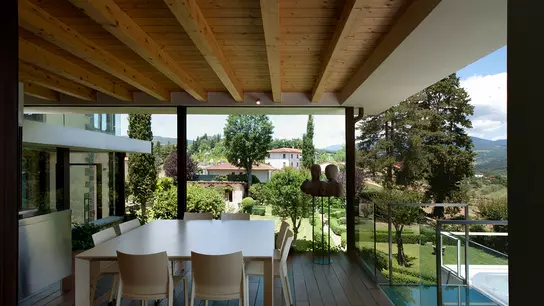 Villa Arezzo sistema domotico By-me serie civile Plana panorama