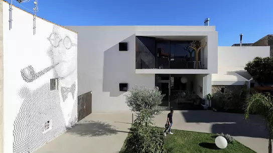 Edificio Storico Quartiere Vicolo Luna Favara Vimar Eikon facciata esterna