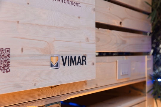 92 Vimar Salone Del Mobile