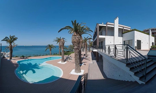 Villa Taranto By-me e Eikon Evo esterno