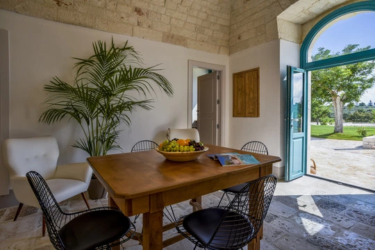 Referenza Hotel Borgo Aratico Puglia Vimar Arke Sala