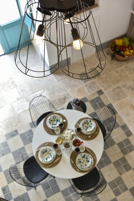 Referenza Hotel Borgo Aratico Puglia Vimar Arké Tavolo