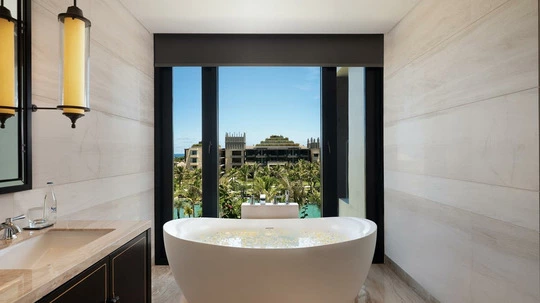 The Apurva Kempinski Bali Grand Deluxe Ocean Court Bathroom 2