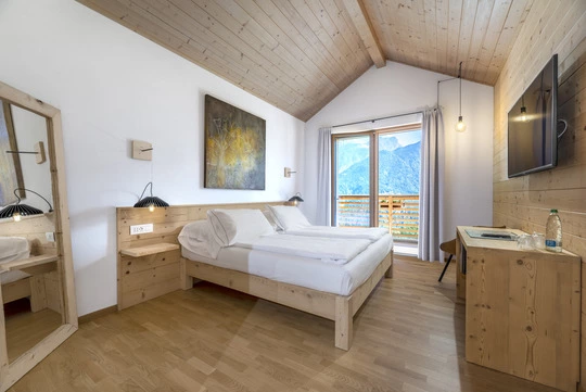 Vimar Arke Giallo Dolomiti Camera Tripla