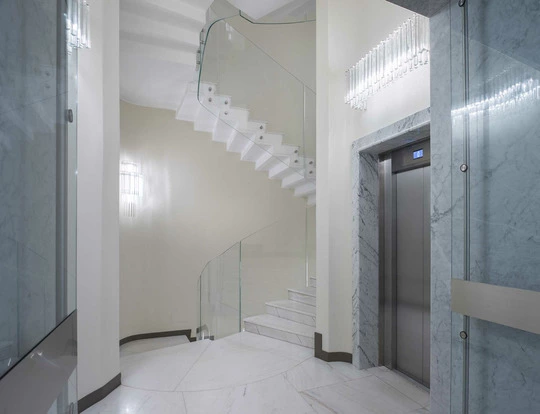 Vimar Crédit Agricole Milano ascensore