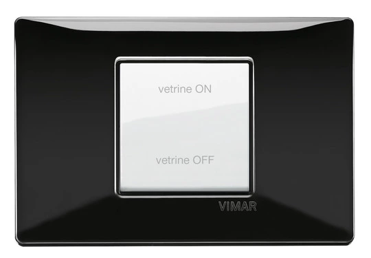 plana-14652_05-2x14506_2_personaliz-scenari-vetrine