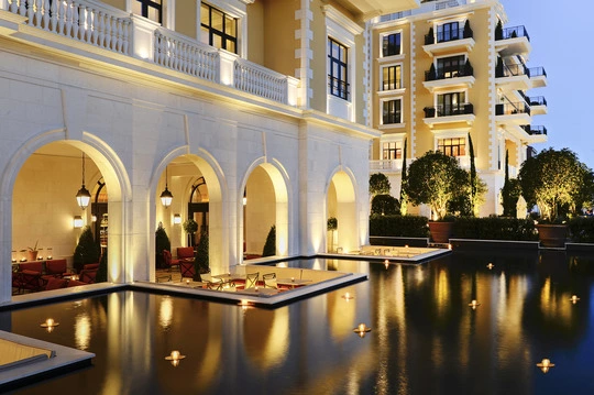 Vimar Regent Porto Montenegro Library Bar