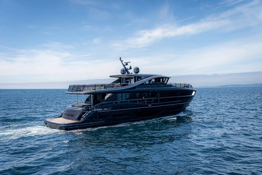 Yacht Princess X95 Vimar Eikon Chrome Round Running